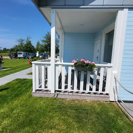 別荘 Letniskowe Pastelowe Ustronie ウストロニエ・モルスキエ